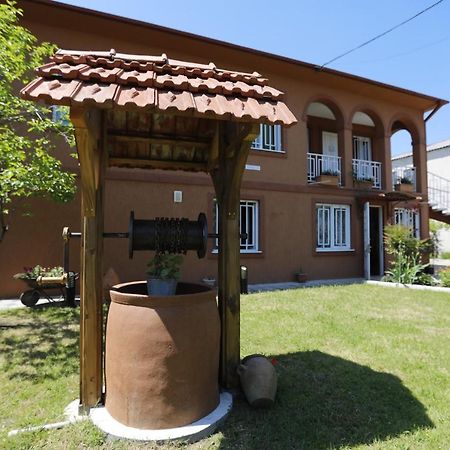 Casa De Khasia Зугдиди Екстериор снимка